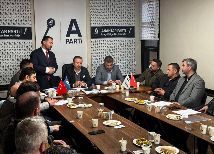 Kemal Cömert Anahtar Parti’ye Katıldı