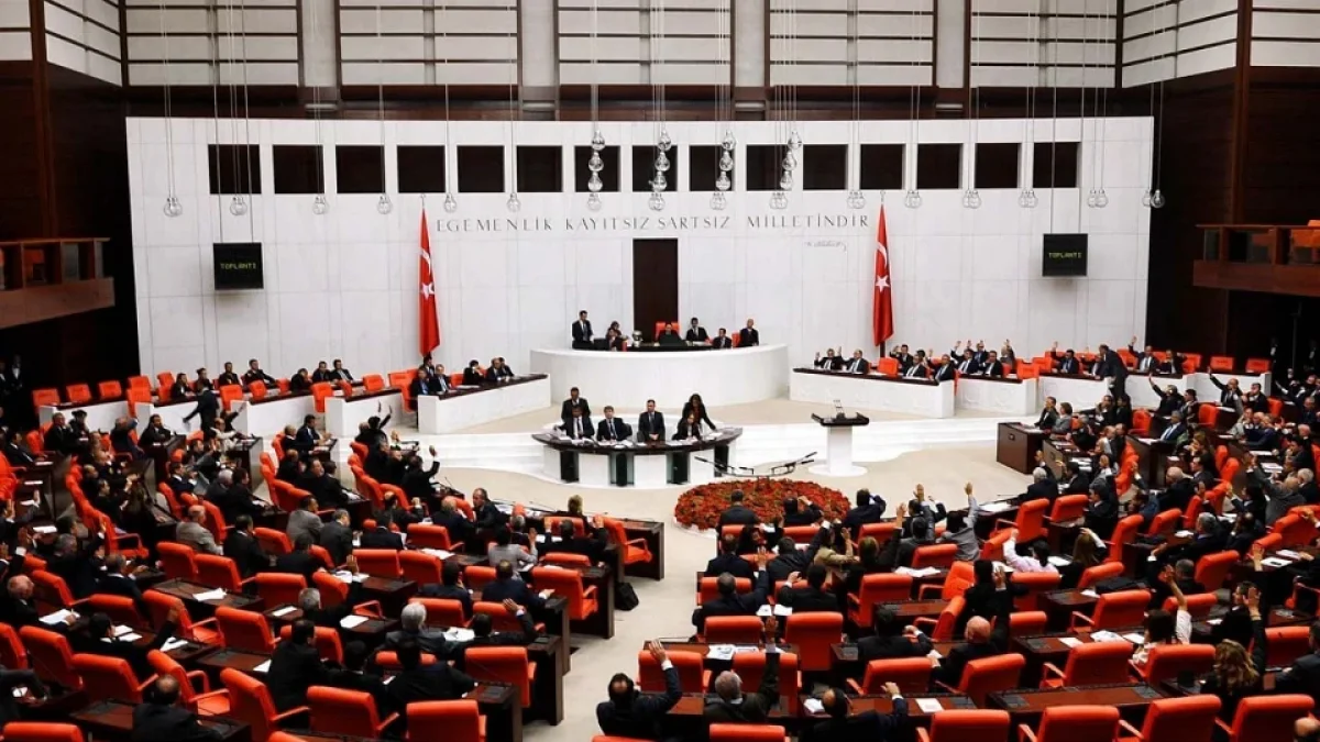Türkiye'de Yeni Bir Çağ Açılıyor; Numan Kurtulmuşan Tarihi Gün Mesajı
