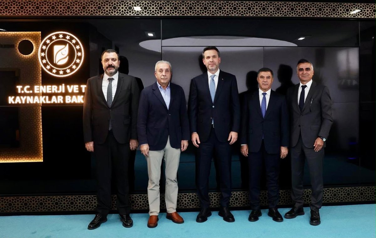 Diyarbakır’ın Enerji Gündemi Bakan Bayraktar’la Masaya Yatırıldı