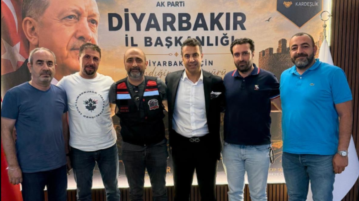 AK Parti Diyarbakır İl Başkanlığı, Motosiklet Spor Kulübü Üyelerini Ağırladı