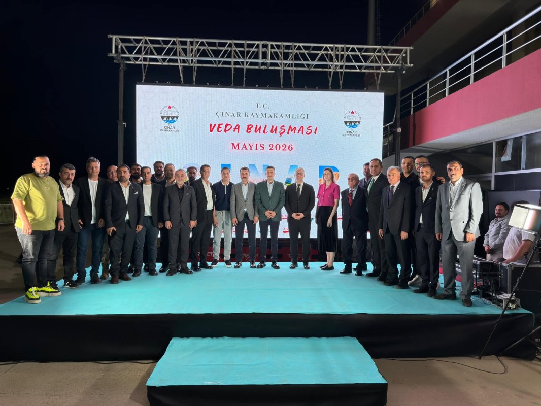 Çınar’da Duygusal Veda: Kaymakam Zikrullah Erdoğan Yeni Görevine Uğurlandı
