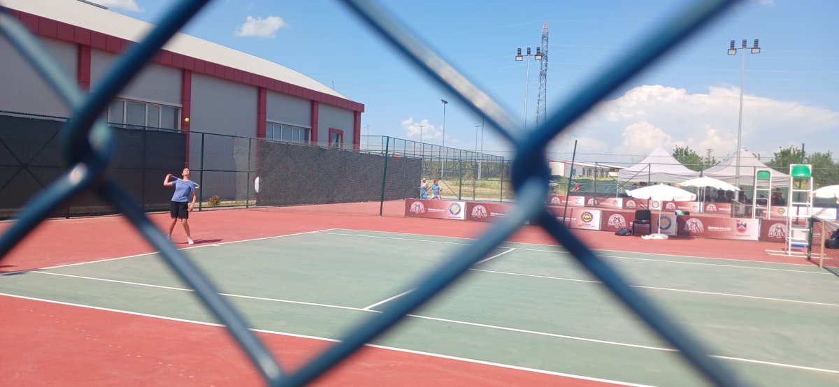 Diyarbakır’da Spor Ve Lezzet Aynı Kortta Buluştu