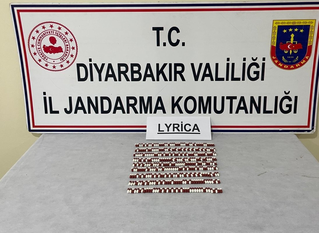 Diyarbakır'da JASAT Operasyonlarıyla 152 Aranan Şahıs Yakalandı