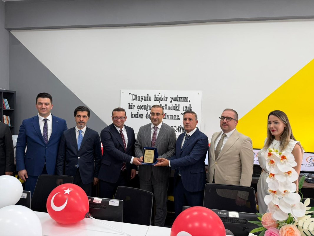 MÜSİAD Diyarbakır Ve Tapu Kadastrodan Eğitime Teknoloji Desteği