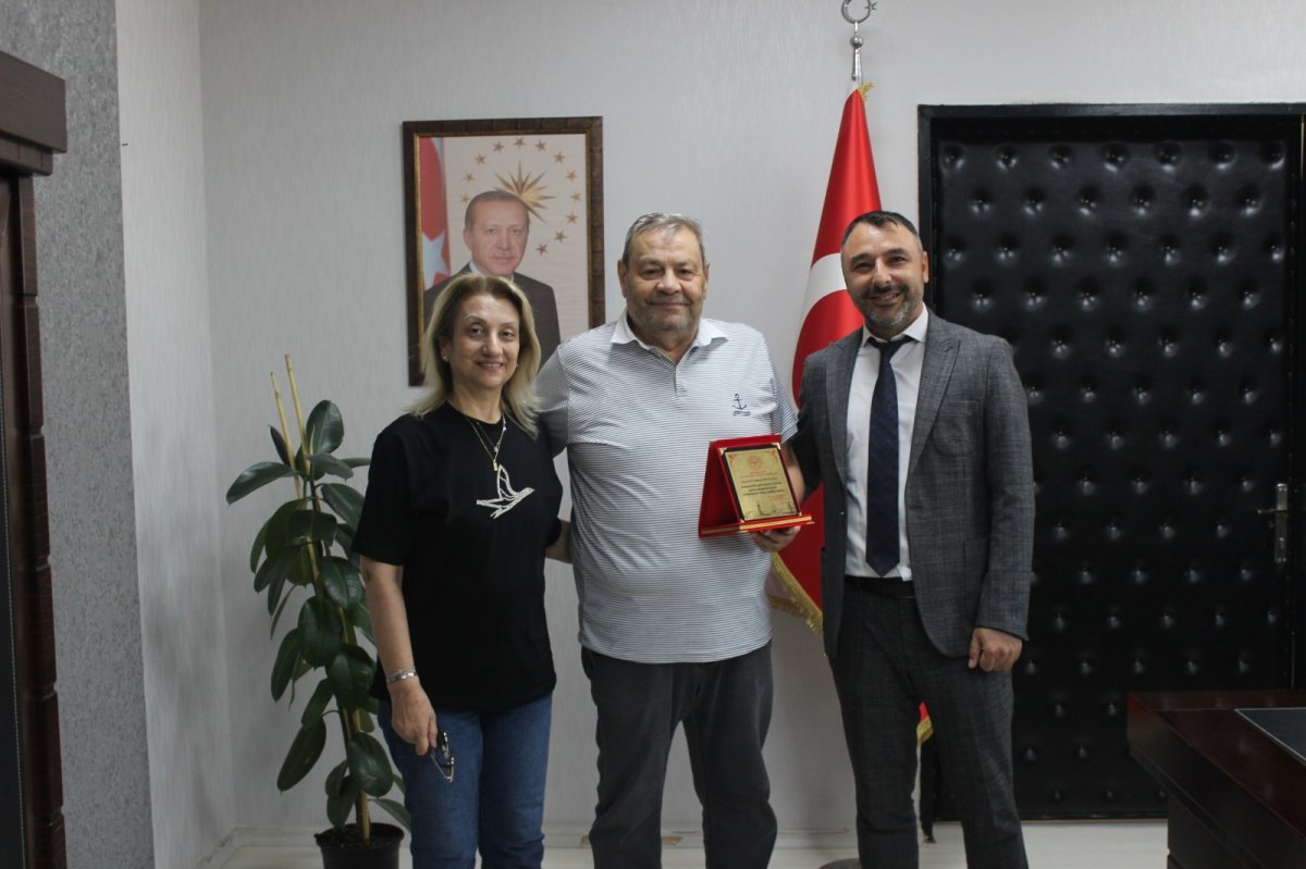 Dr. Seyithan Bükün: 