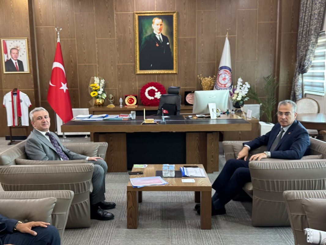 Emre Asiltürk Lice Sağlık Yatırımlarıyla Daha Güçlü Bir Geleceğe Hazırlanıyor