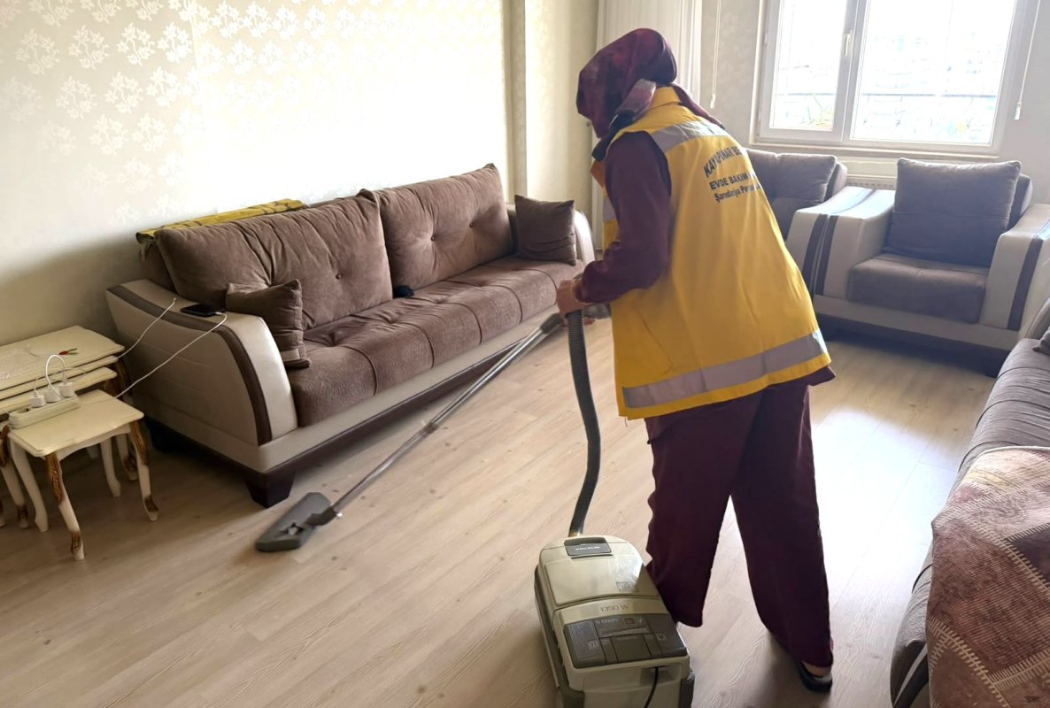 Kayapınar Belediyesinin Evde Bakım Hizmetine Yoğun İlgi