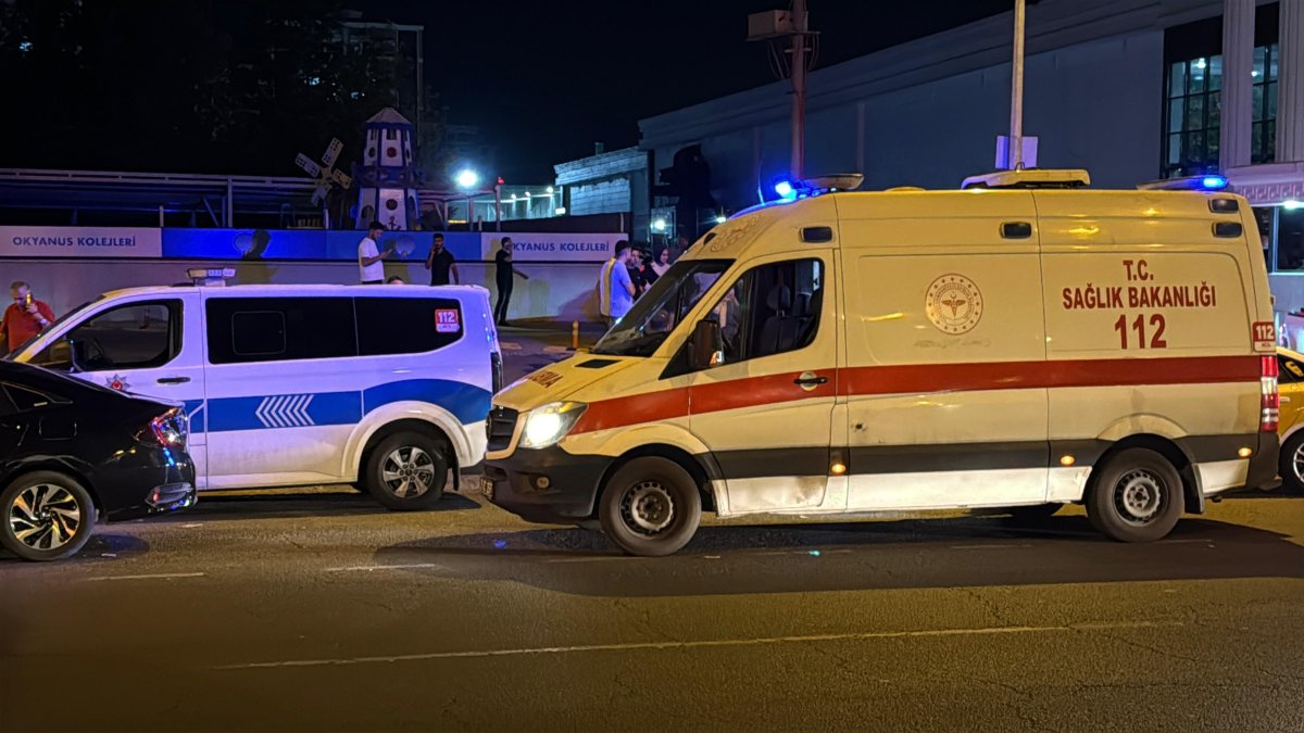 Diyarbakır'da Düğün Salonunda Çıkan Kavga Beş Kişiyi Hastanelik Etti