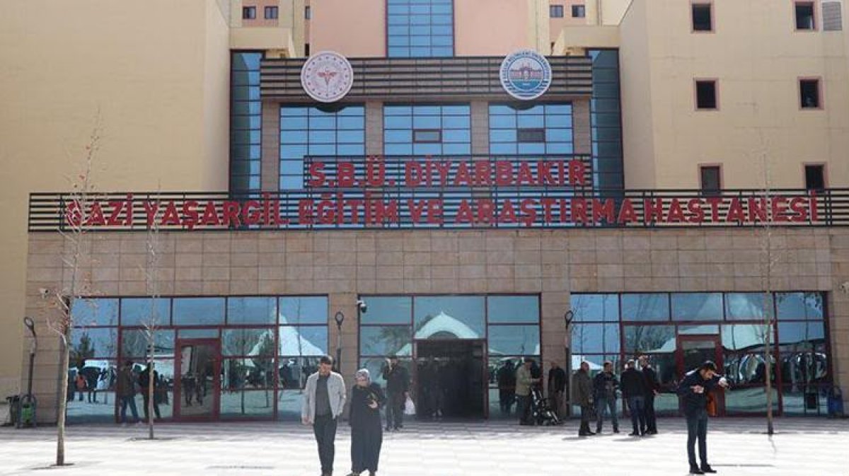 Hastane Bahçesindeki Bıçaklı Kavga İdari Kata Taştı