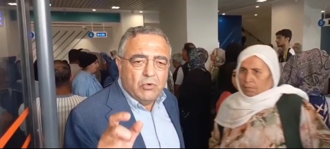 Sezgin Tanrıkulu: “Bu Kuyruklar Yoksulluğun Sessiz Çığlığıdır