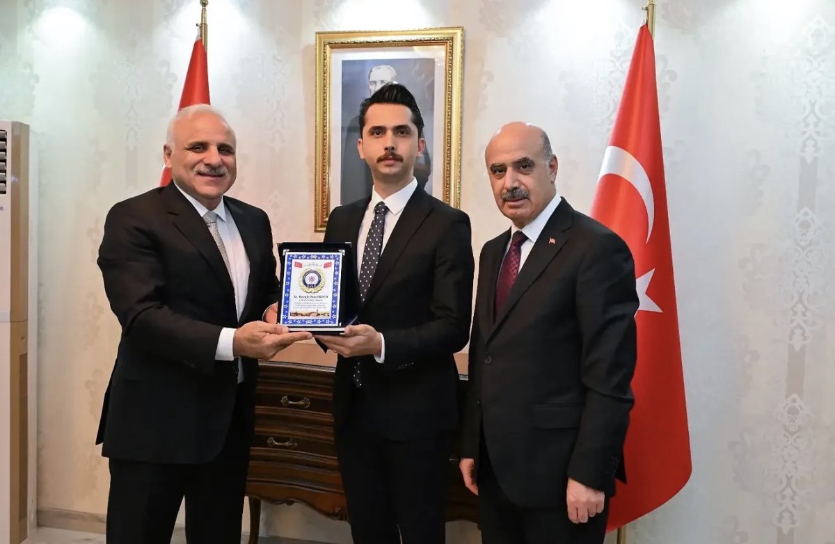 Diyarbakır Emniyetinde Terfi Ve Plaket Töreni Düzenlendi