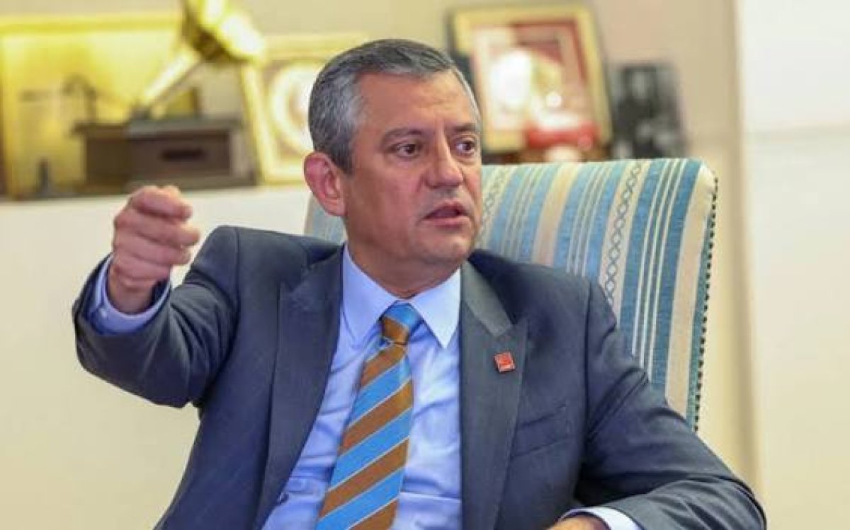 Özgür Özel: 