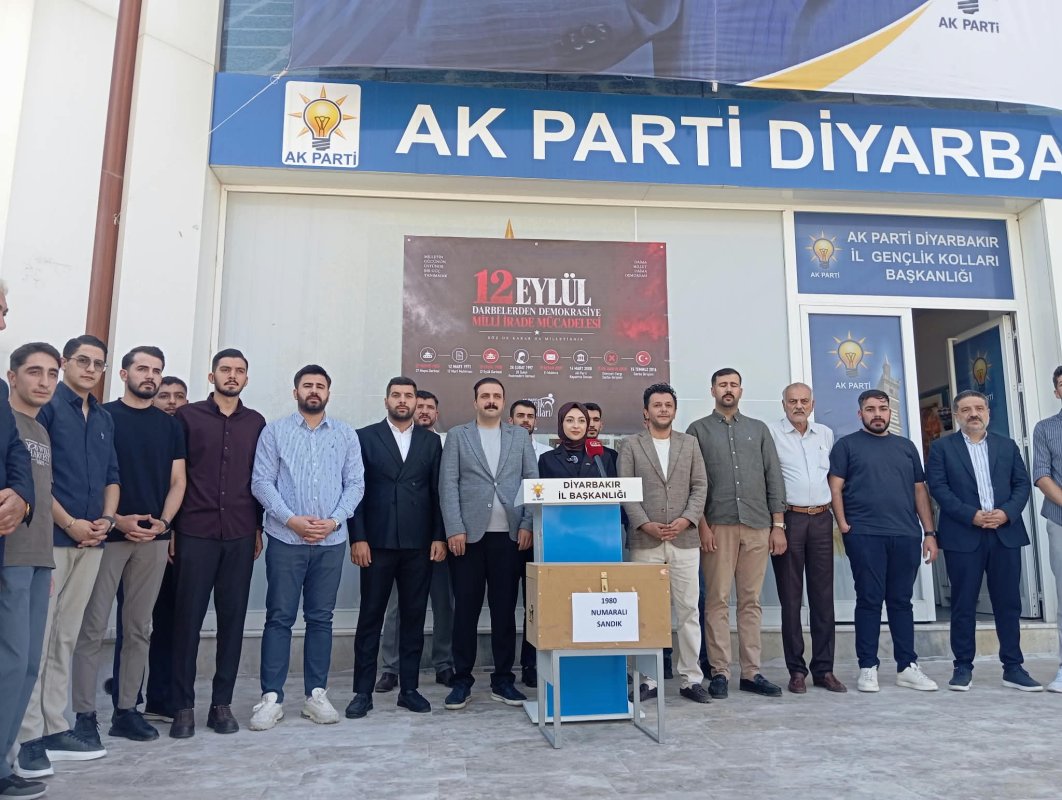 Nazerin Bayturdan 12 Eylül Mesajı Söz De Karar Da Milletindir