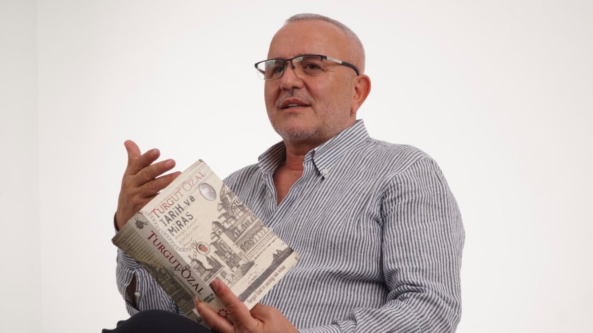Anayol Partisi Genel Başkanı Karakurt: "Türkiye Yalnızca Millî Menfaatlerini Esas Almalıdır"