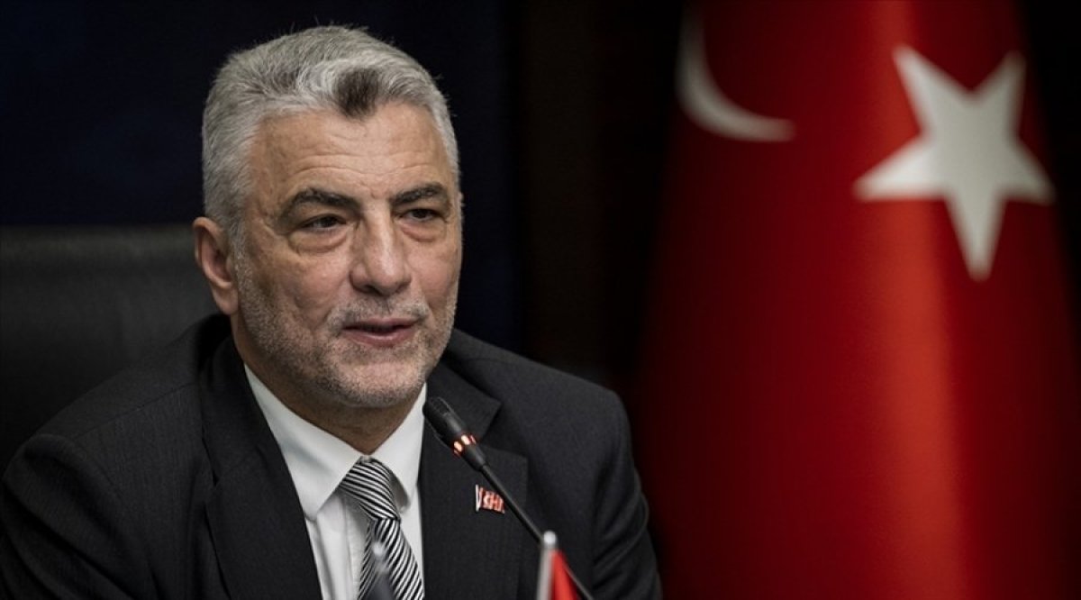 Bakan Ömer Bolat: 
