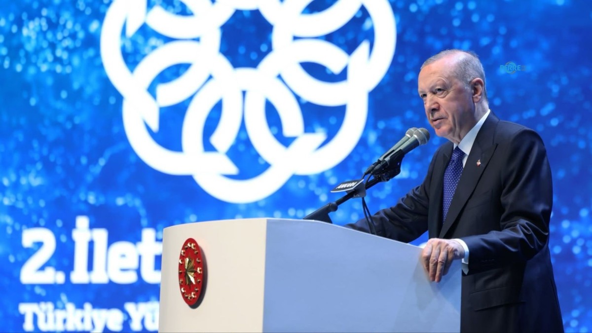 Erdoğan: 'Depremi kullanarak fırsatçılık yapanlar bugün adalete hesap veriyor'