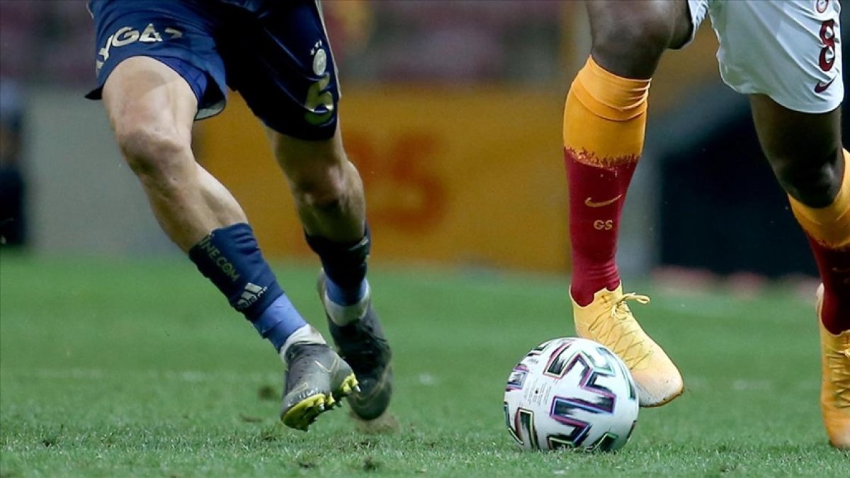 Fenerbahçe’de Seçim Tartışmaları ve Transfer Planları Gündemi Belirliyor