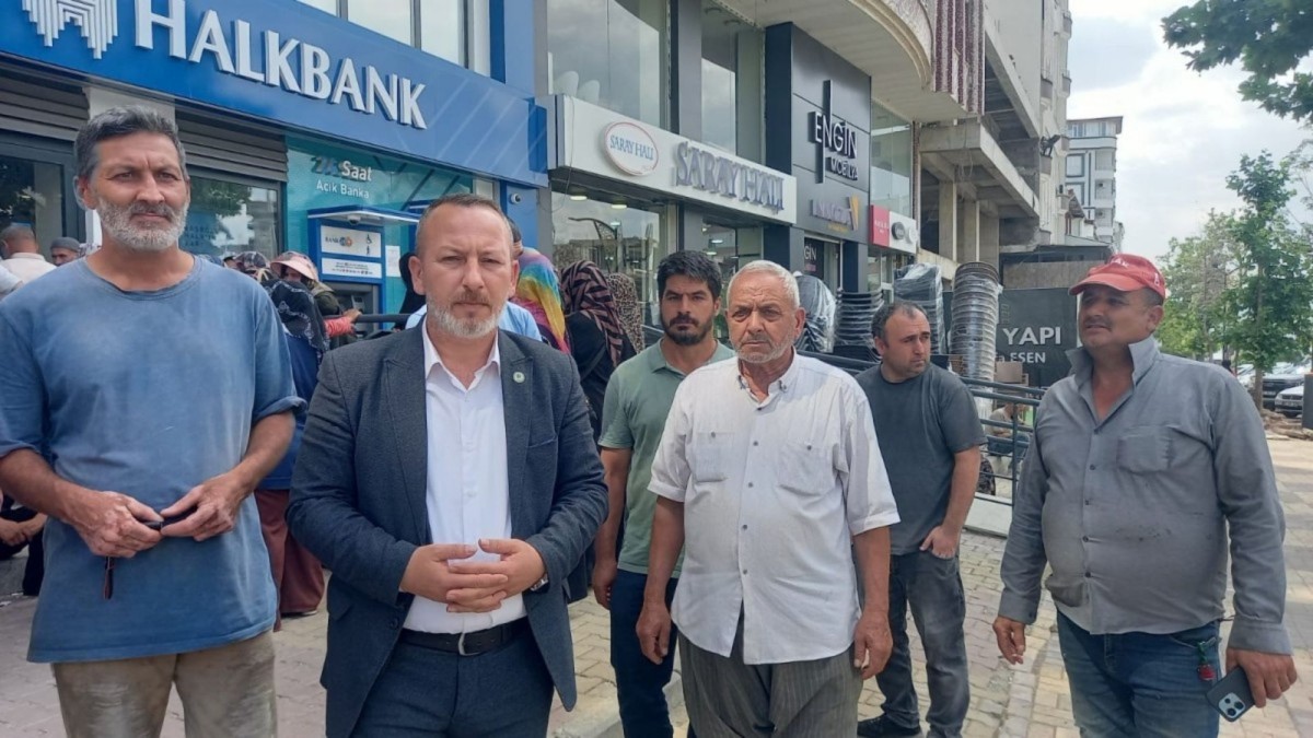 Gelecek Partisi Kahta İlçe Başkanı Gökalp'ten Halk Bankası önündeki yoğunluğa tepki