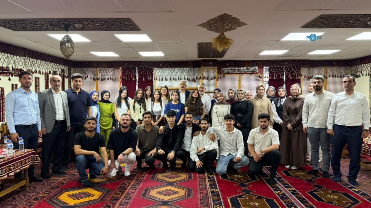 Kahtalı gençlere uluslararası habercilik dersi: Resul Serdar Ataş deneyimlerini anlattı
