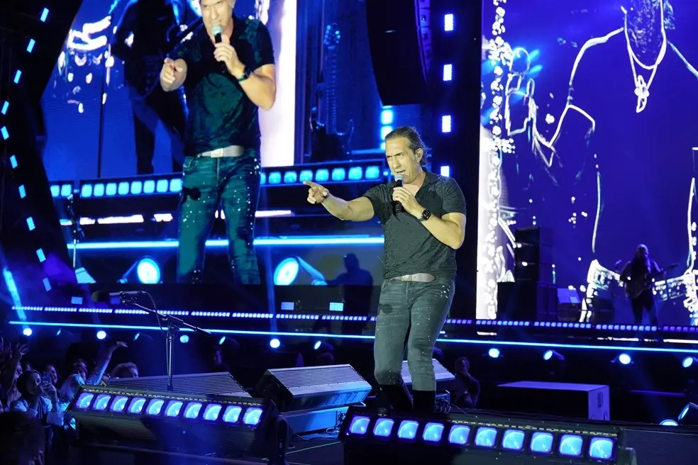 Samsun’da Kıraç Konseriyle Rock Coşkusu Yaşandı