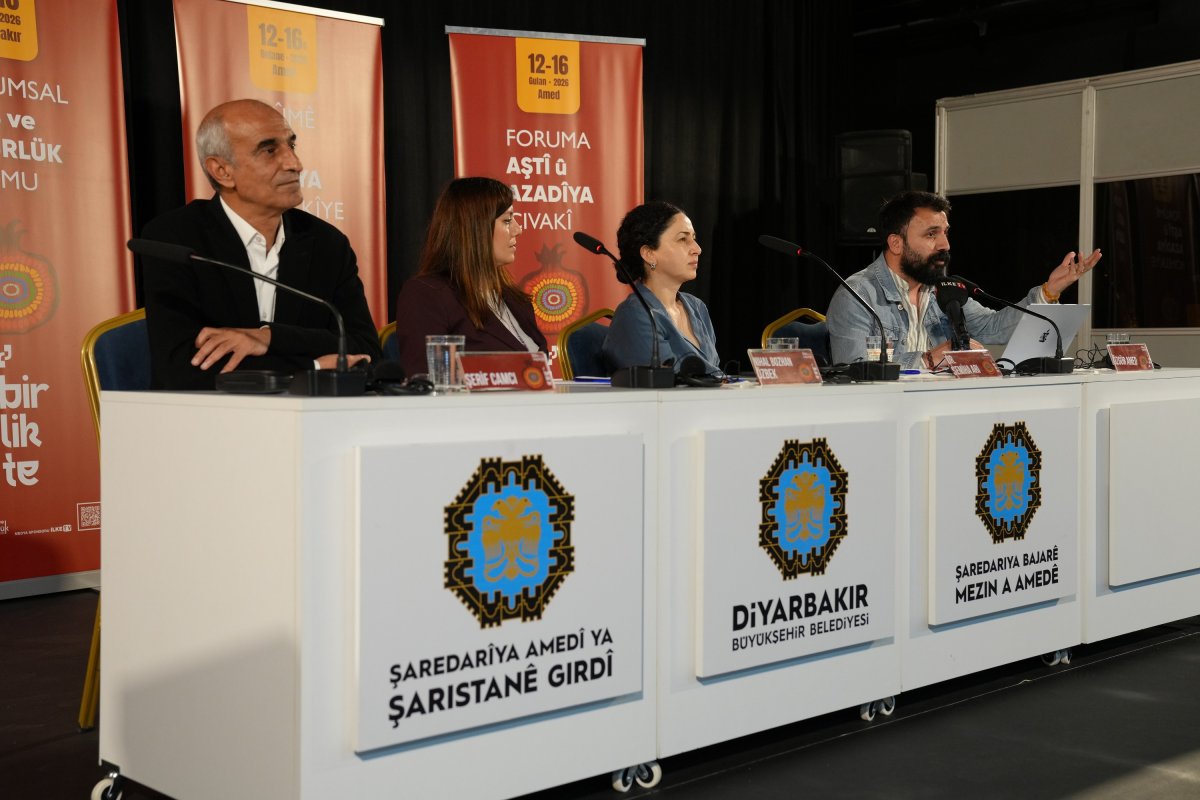 Yoksulluğun Politik ve Yapısal Boyutu Diyarbakır’da Masaya Yatırıldı