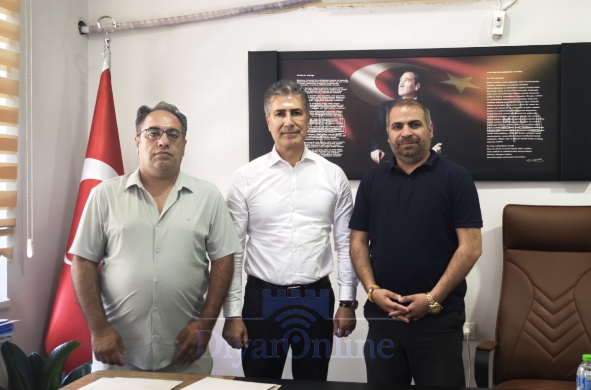 Diyaronline.com'dan Eğil İlçe Milli Eğitim Müdürü Ahmet Atabey'e Ziyaret 