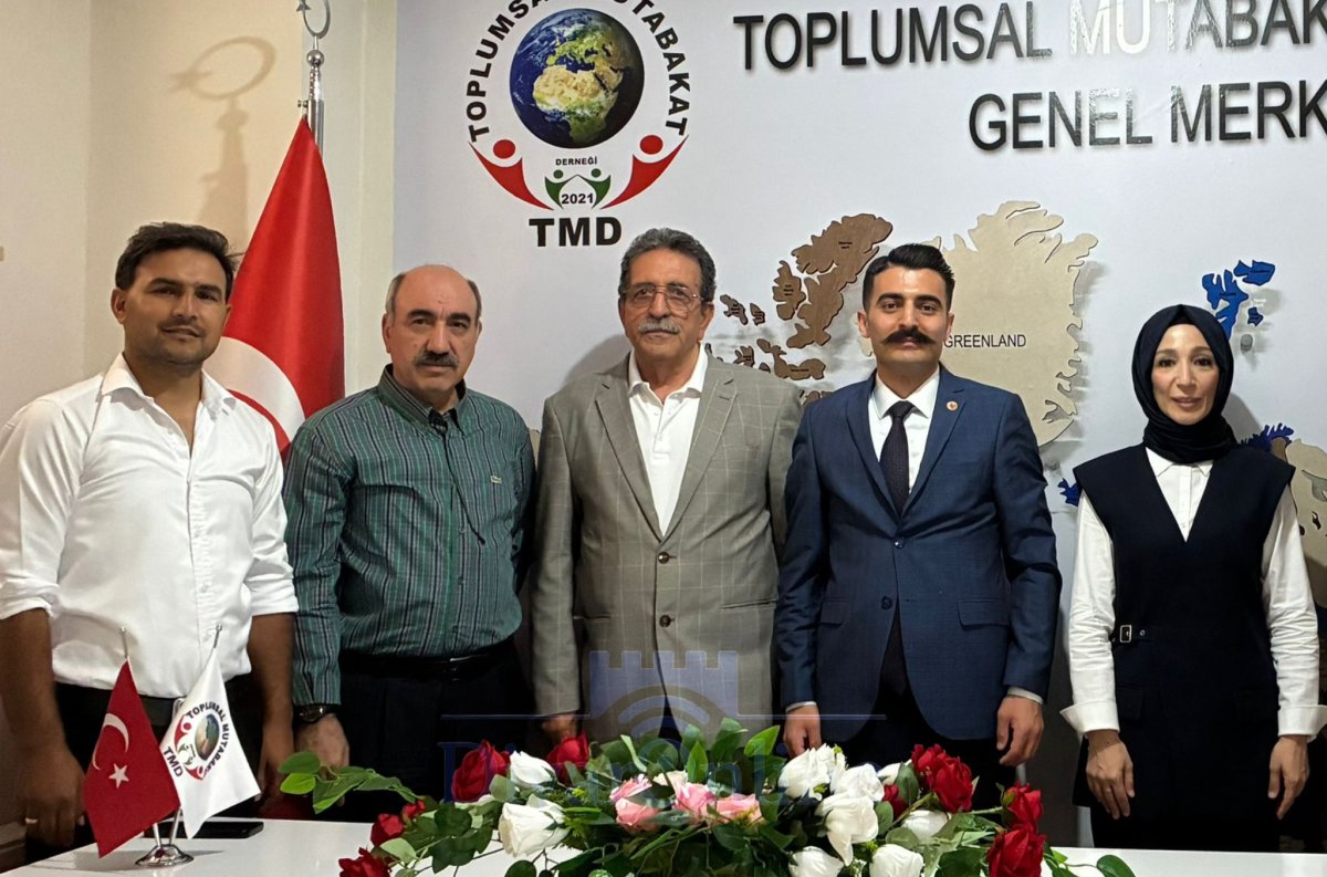 Bürokratlar Diplomatlar Birliği'nden Diyarbakır'da TMD'ye Ziyaret: "Terörsüz Türkiye" Süreci Masaya Yatırıldı