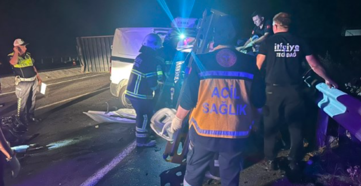 Tekirdağ'da Feci Zincirleme Kaza: Tırın Ayrılan Dorsesi 3 Can Aldı