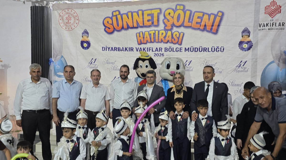Diyarbakırda Çocuklar İçin Renkli Sünnet Şöleni Düzenlendi