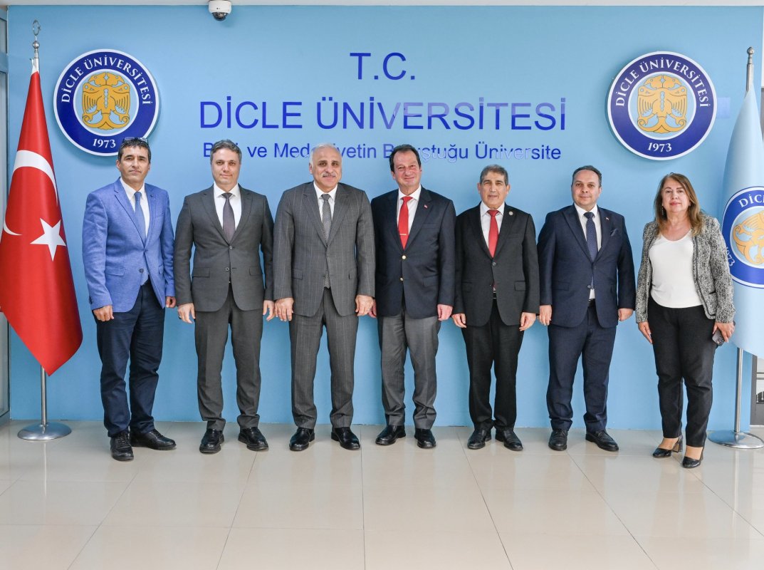 Diyarbakır Valisi Zorluoğlu’ndan Dicle Üniversitesi’ne Ziyaret